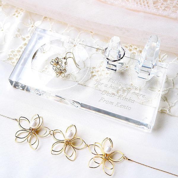 RCR製 クリスタル リング ホルダー サプライズプレゼントに トゥーユー 2-U クリスタルリングホルダー