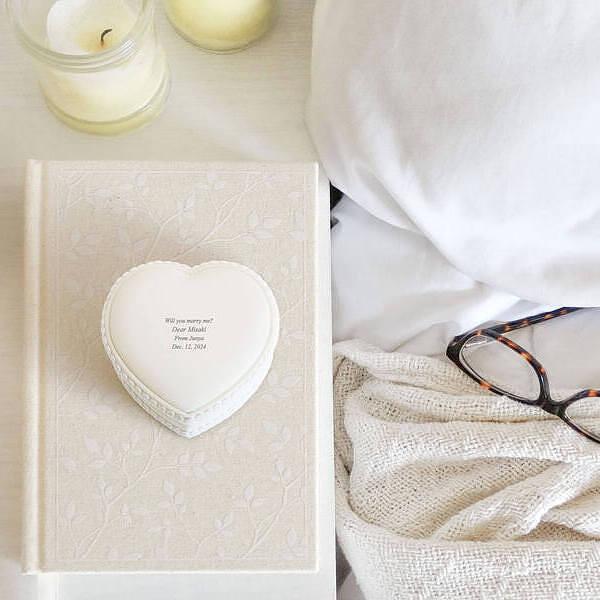 名入れ リングケース ハート 記念日やプロポーズを記念に残す