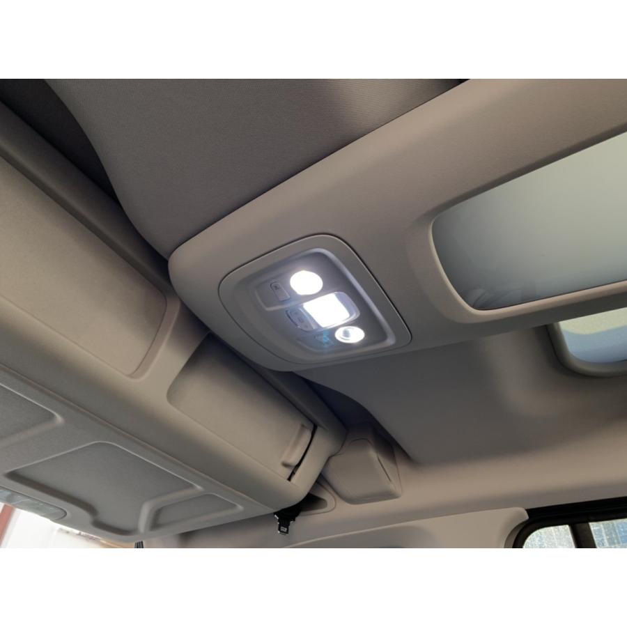 シトロエン　ベルランゴ　プジョーリフター　フィアットドブロ用LEDルームライトセット　ライセンスライト付 | スマート | 01