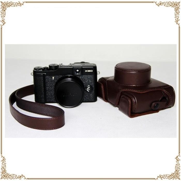 【美品】フジフィルム FUJIFILM X10【純正カメラケース付き】 Yahoo!オークション -「fujifilm x10 ケース」の落札相場・落札価格