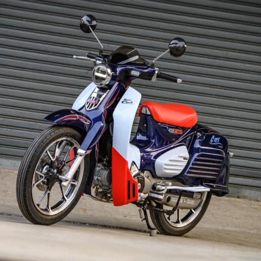 ホンダ スーパーカブC125用メーターバイザーV1 フロントシールド