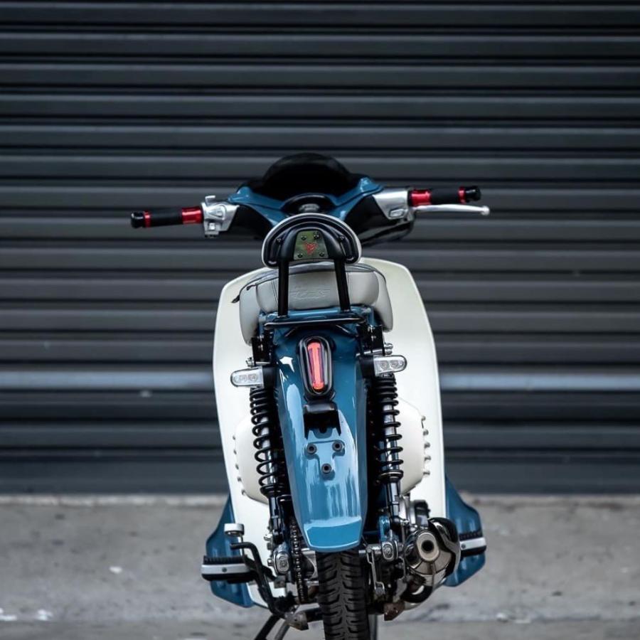 スーパーカブ・スーパーカスタム・ホンダ純正メーターバイザー スーパーカブ・スーパーカスタム・ホンダ純正メーターバイザー