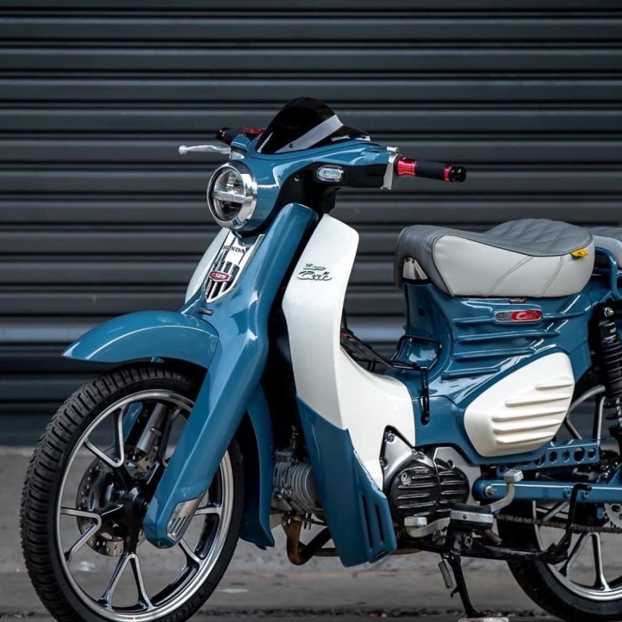 スーパーカブ・スーパーカスタム・ホンダ純正メーターバイザー スーパーカブ・スーパーカスタム・ホンダ純正メーターバイザー