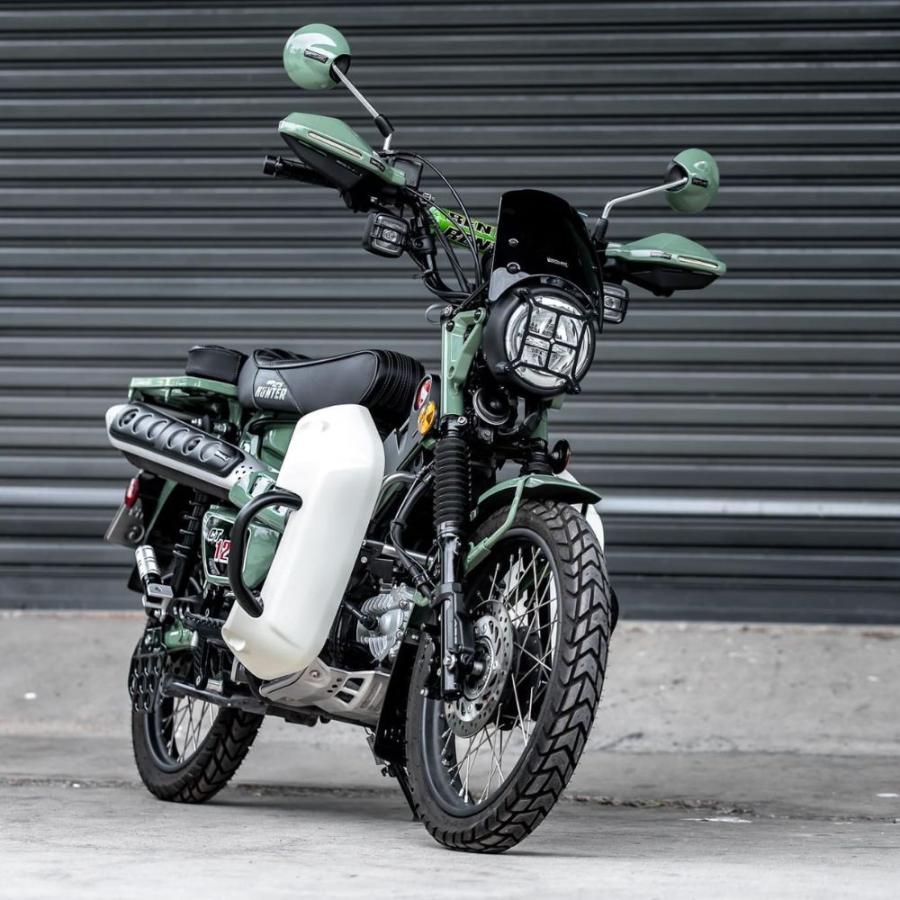 ホンダ ハンターカブ CT125用V4 #2 ブラック ウインドシールド/ MOTOLORDD WINDSHIELD V4 #2 for HONDA CT125 JA65の画像