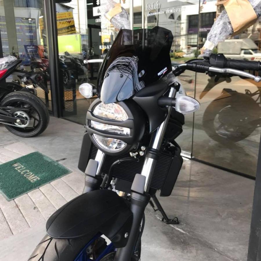 スズキ（SUZUKI） MOTOZAAA製 ウインドスクリーン V1 スモーク風防