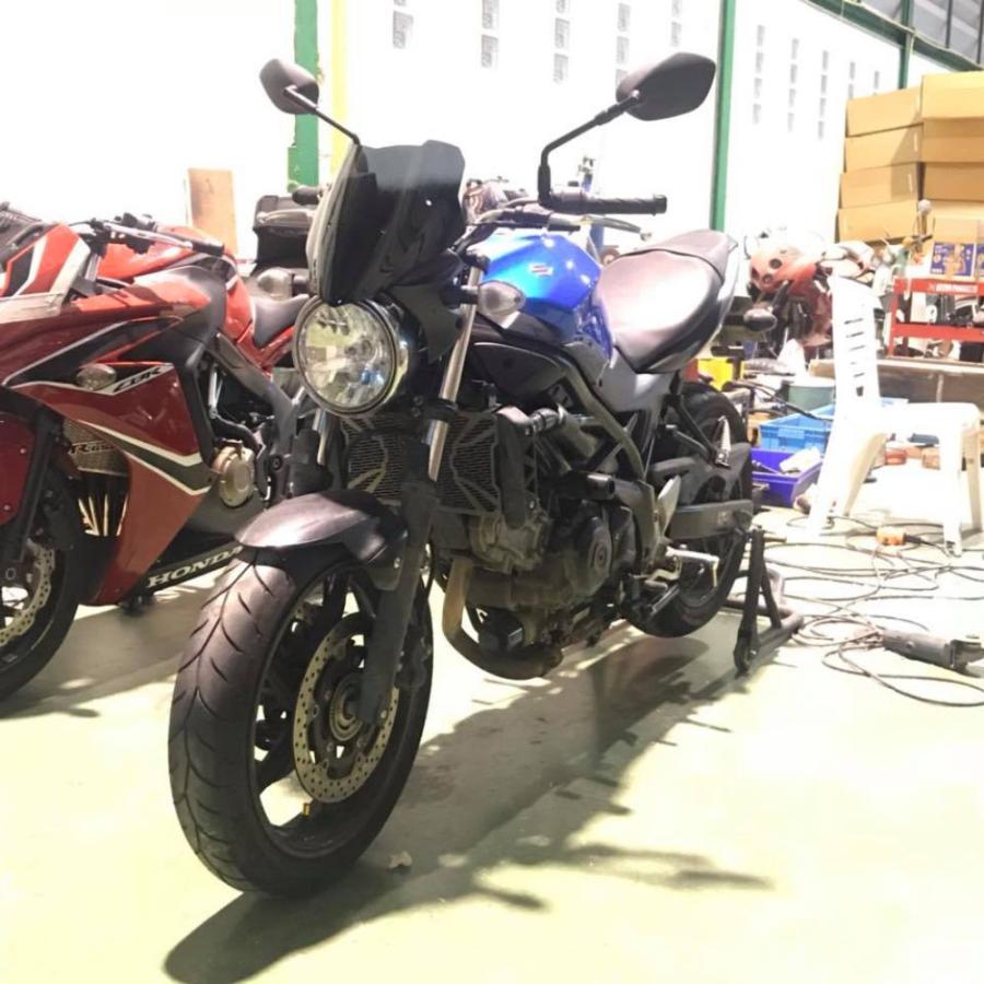 スズキ（SUZUKI） MOTOZAAA製 ウインドスクリーン V1 スモーク風防