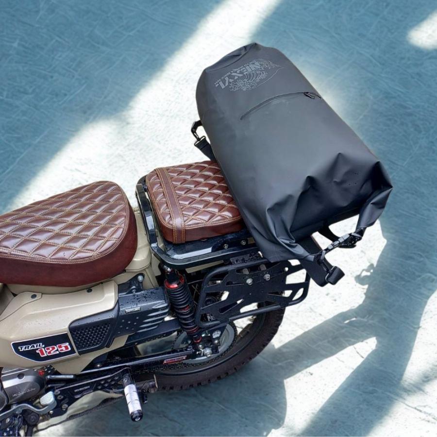 ドライバック　60Ｌ 防水バッグ 60L ドライバッグ 大容量 完全防水 PVCターポリン ロール