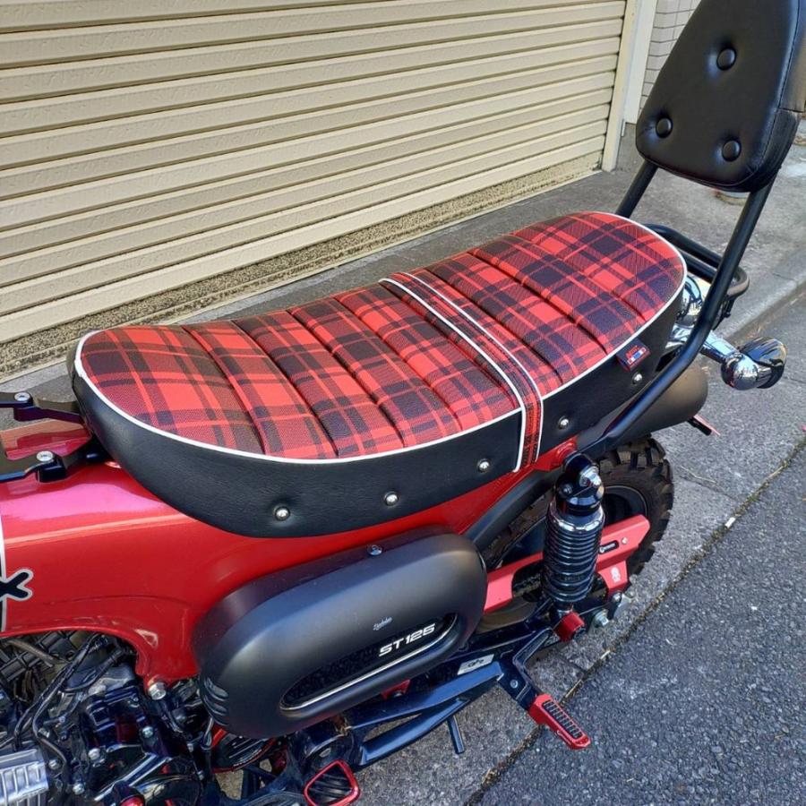 ホンダ（HONDA） ダックス125用交換シート タックロール レッド