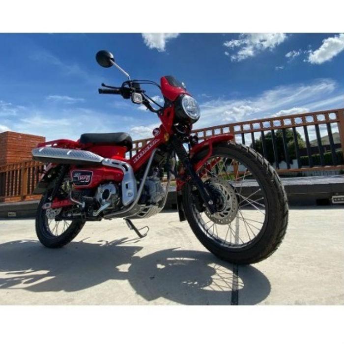 ホンダ（HONDA） ハンターカブCT125用メーターバイザシールド[レッド