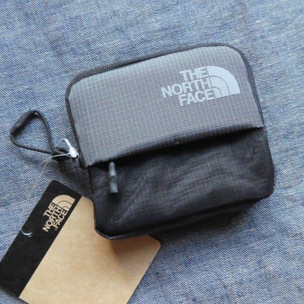 ザ・ノース・フェイス Hazy Wallet NM82460 グラファイトグレー ウォレット パスケース | THE NORTH FACE