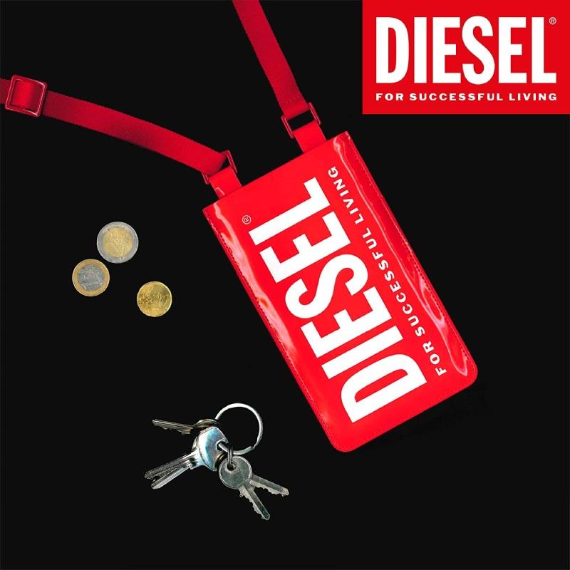 DIESEL ロゴ入りレッドスマートフォンケース DIESEL ポーチ型スマホケース ユニバーサル レッド ディーゼル ロゴ