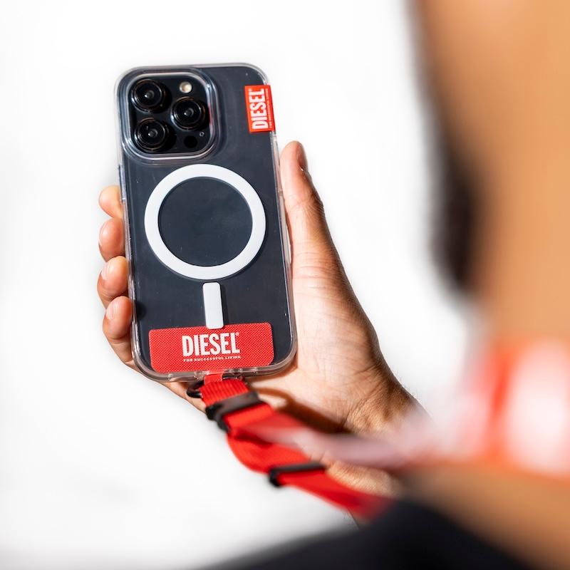 【新品未使用品】DIESEL マットブラックスマホストラップ DIESEL 送料無料 スマホストラップ ネックストラップ ストラップ