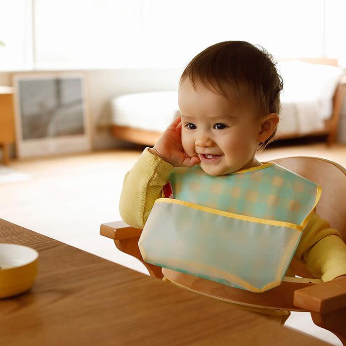 お食事エプロン ポケット付き 3枚セット スタイ ビブ ビニールエプロン 赤ちゃん 離乳食 ベビー 洗える 保育園幼稚園  :s-bbsb:子供服と雑貨のスマイルベビー 通販 