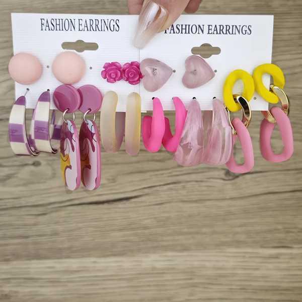 女性のための新鮮なレリーフプリントイヤリング 人気のアクセサリー 樹脂のカラフルな花 ハート型のイヤリングのセット | 