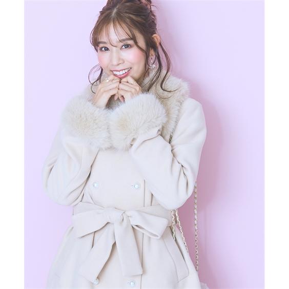 アウター ＜大きいサイズ＞衿元フェイクファーリボンベルトフレア