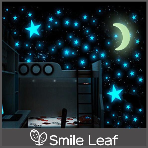 入荷しました 光る 星 蓄光 お月さま入り 販売期間 限定のお得なタイムセール Star 多彩 送料無料 シール付き 天井デコレーション スター 100個入り