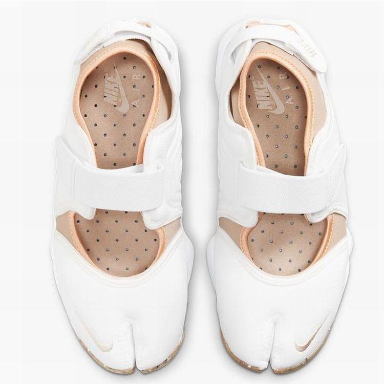 Nike ナイキ エアリフト 白 ホワイト ベージュ Wmns Air Rift 21 秋冬 レディース 国内正規品 Dm9645 100 新品 23ｍ 24ｃｍ 25ｃｍ 26ｃｍ Dm9645 100 スマイルnet 通販 Yahoo ショッピング