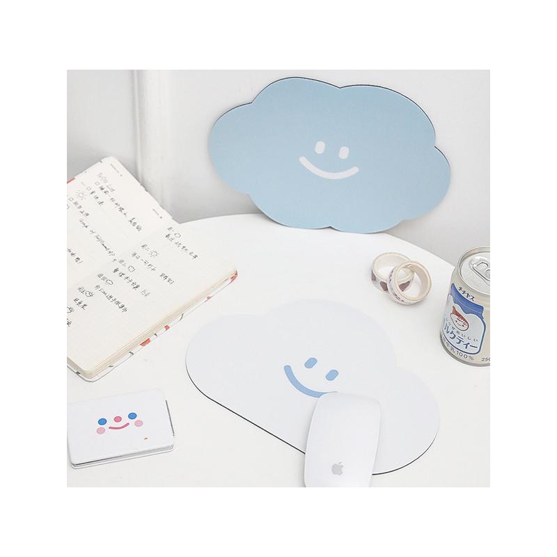 ⭐️大特価❣️早い者勝ち‼️在庫１点‼️⭐️マウスパッド　パソコン　マウス　かわいい 送料無料 かわいい くも マウスパッド / パソコン 周辺機器 おしゃれ