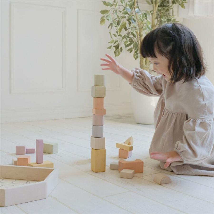 木のおもちゃ つみきのいえL  木製玩具 日本製  つみき 知育玩具  室内遊び 積み木 エドインター 北欧  Ed.Inter  かわいい パステルカラー １歳半からの画像