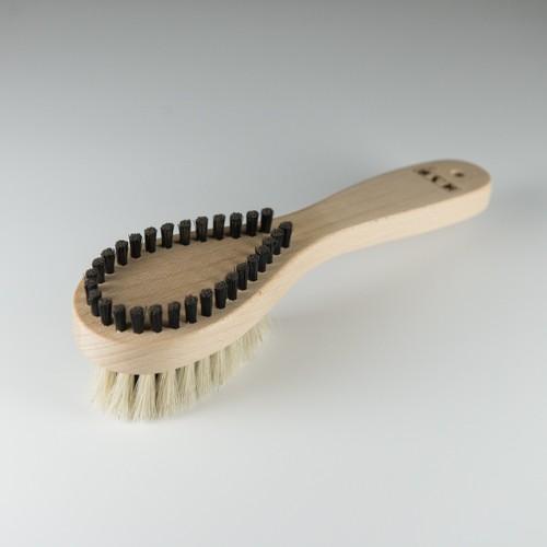 正規品 浅草アートブラシ社 オールシーズンブラシ 毛玉取りブラシと洋服ブラシの両面ブラシ 毛玉取り器 毛玉取り機 毛玉とり 毛玉クリーナー 送料無料 |  | 02