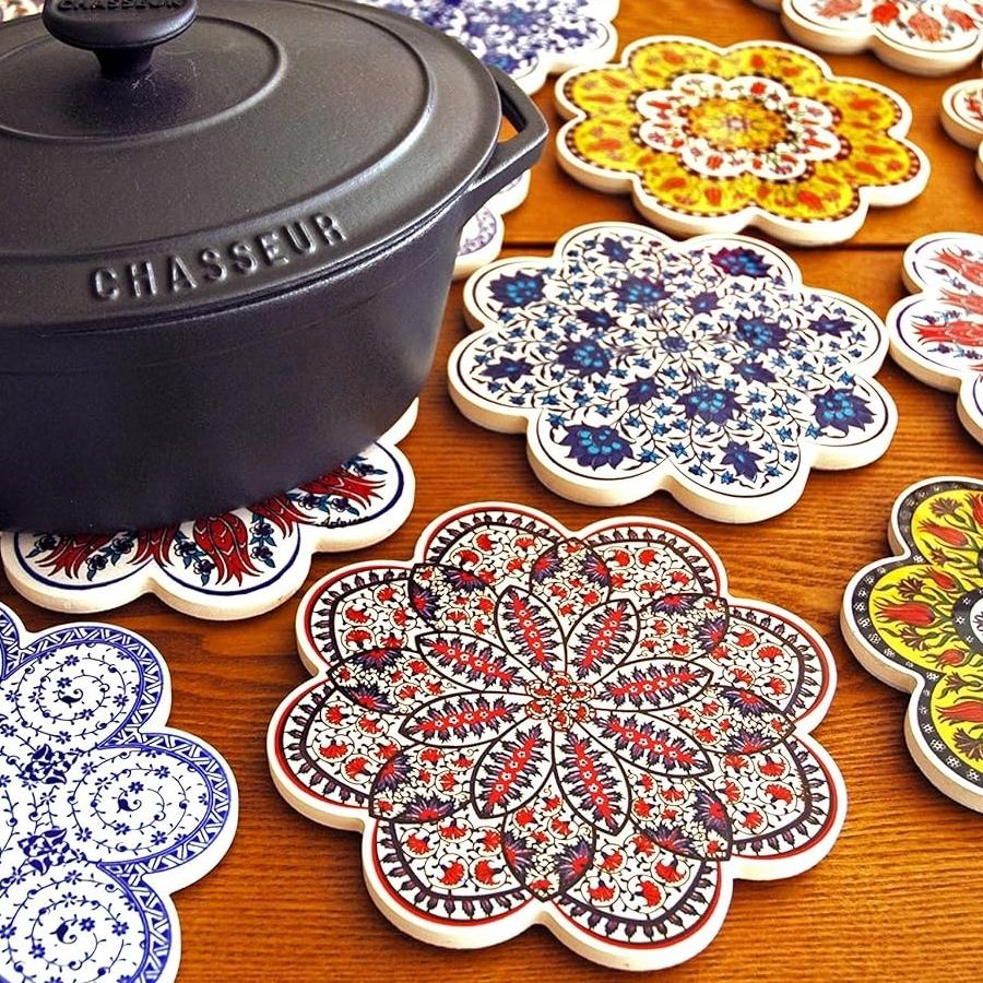 鍋敷き IZNIK トリベット 直径18.5cm 陶器 耐熱 トルコ製 イズニック