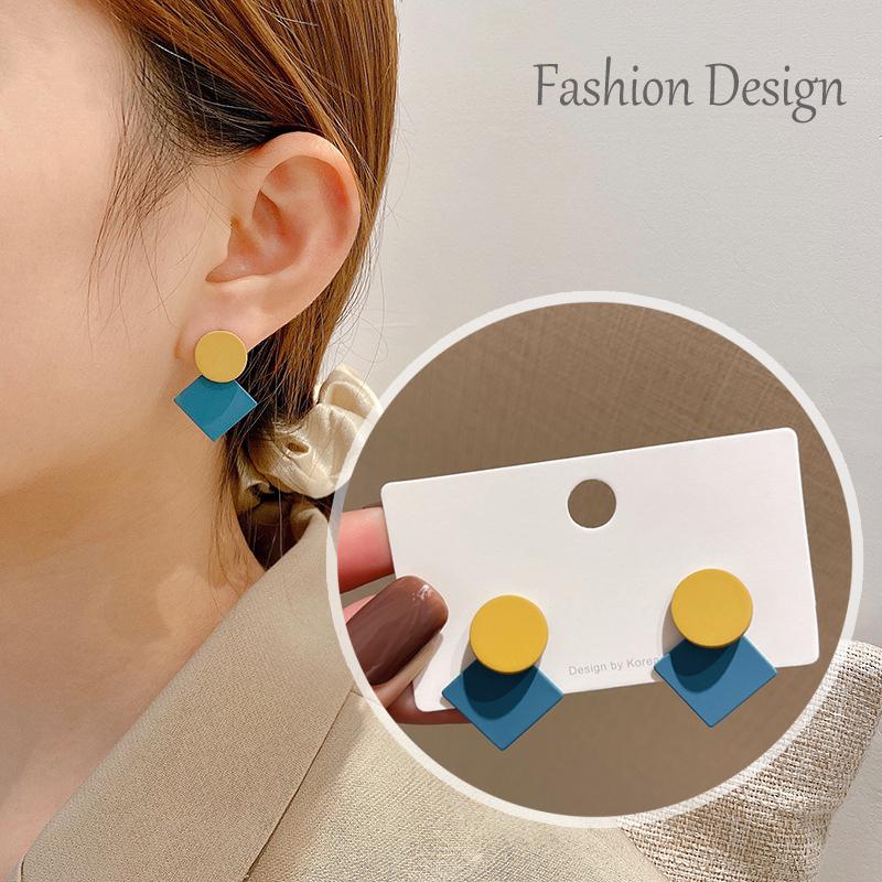 ピアス 可愛い 両耳用 夏 アクセサリー レトロデザイン 安値 レディース アンティーク 耳飾 アレルギー チタン ニッケルフリー プレゼント 母の日 恋人 Ha21ir 029 1 スマイルハンター 通販 Yahoo ショッピング