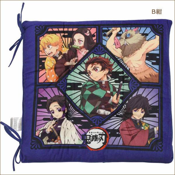 鉄兜  〜  座布団と紐にやや色汗の感じです。 鉄錆地塗紺糸素掛威六十二間小星兜 文化遺産オンライン