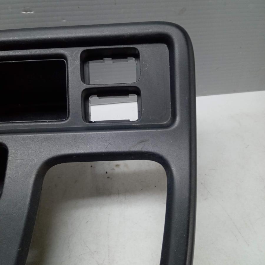 S331V ハイゼット 純正 シフトパネル 1D1−18−4