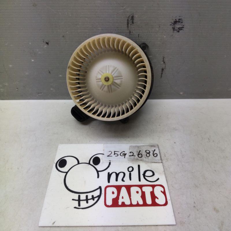 ZWA10 レクサスCT200h 純正 ヒーターモーター 1D3−18