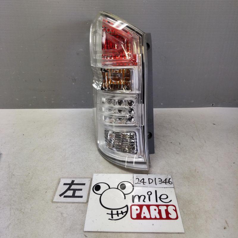 送料込!!】ホンダ ステップワゴン RK5/RK6 純正 左テールランプ