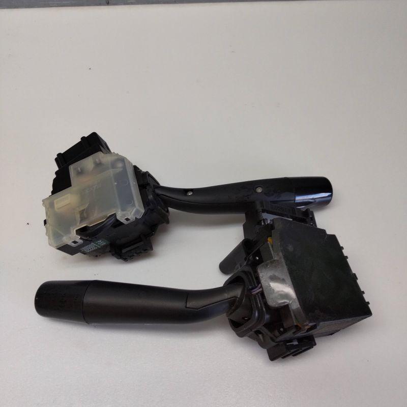 k　ハイエース KDH206K／KDH206V ハイエース 純正 ディマースイッチ