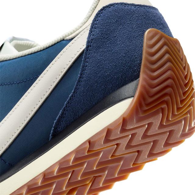 NIKE（ナイキ） スニーカー メンズ パシフィック ローカット HQ2052