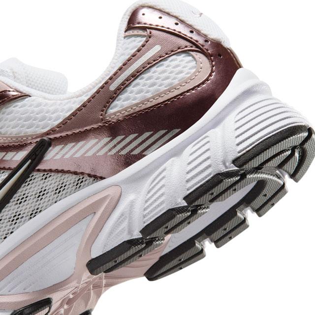NIKE（ナイキ） スニーカー レディース ウィメンズ V5 RNR ローカット