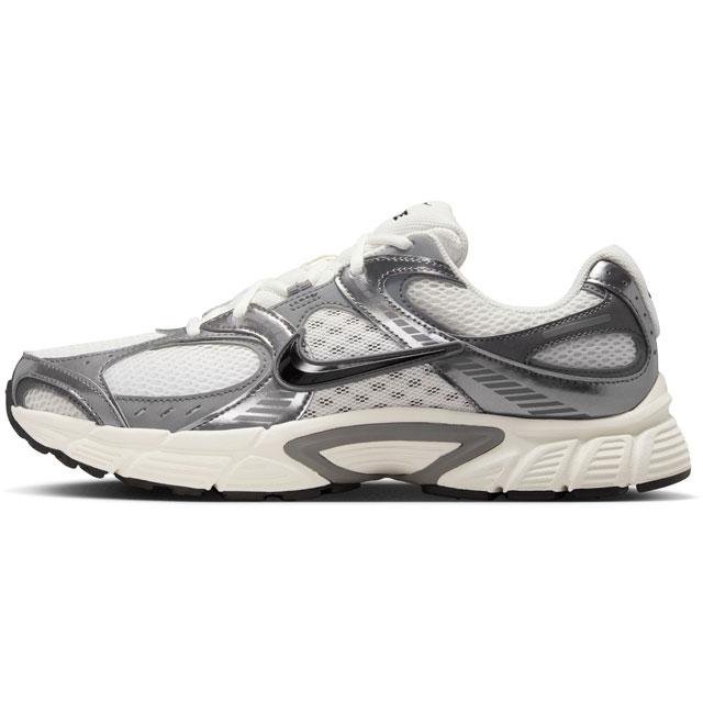 NIKE（ナイキ） スニーカー メンズ ランニングシューズ V5 RNRHJ5228