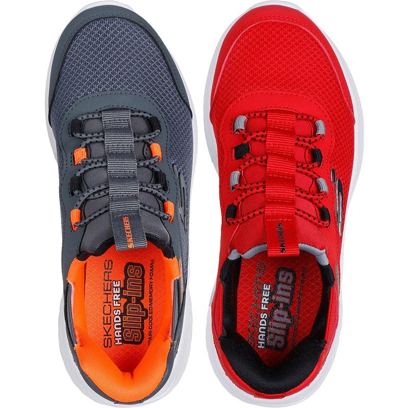 SKECHERS（スケッチャーズ） スリップインズ キッズ スリッポン 手を