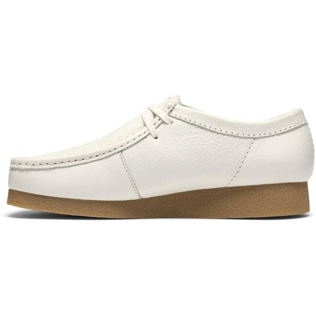 Clarks（クラークス） ワラビー EVO レザーシューズ メンズ 白 本革