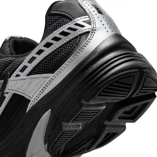 NIKE（ナイキ） スニーカー レディース ウィメンズ イニシエーター