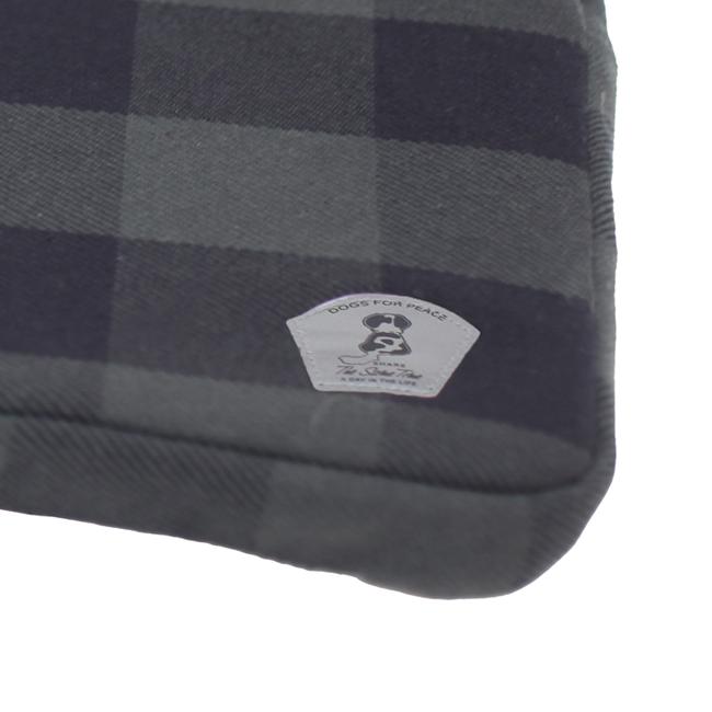 DOGS FOR PEACE ドッグスフォーピース HIGH RESILIENCE FOAM MATTRESS M 高反発ドッグマットレス M 960014 【 ペット 犬用品 ベッド アゴ乗せ枕 】の画像