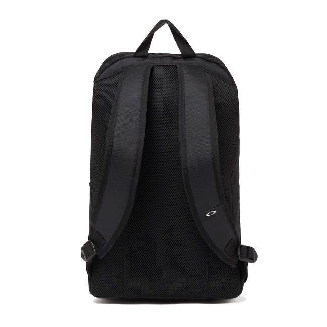 OAKLEY（オークリー） Essential Day Pack M 9.0 エッセンシャル