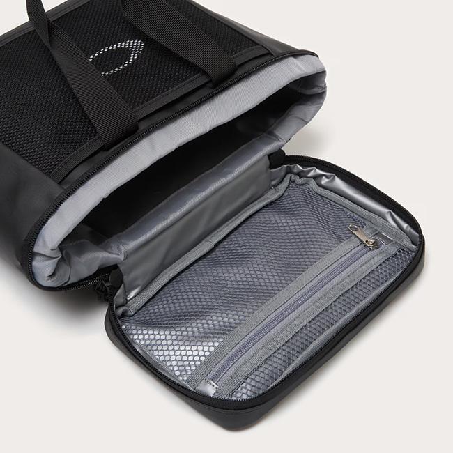 OAKLEY（オークリー） Essential Cooler Box M 9.0 エッセンシャル