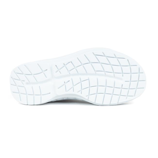 OOFOS（ウーフォス） Women's OOmega Chukka ウーメガチャッカ 200061