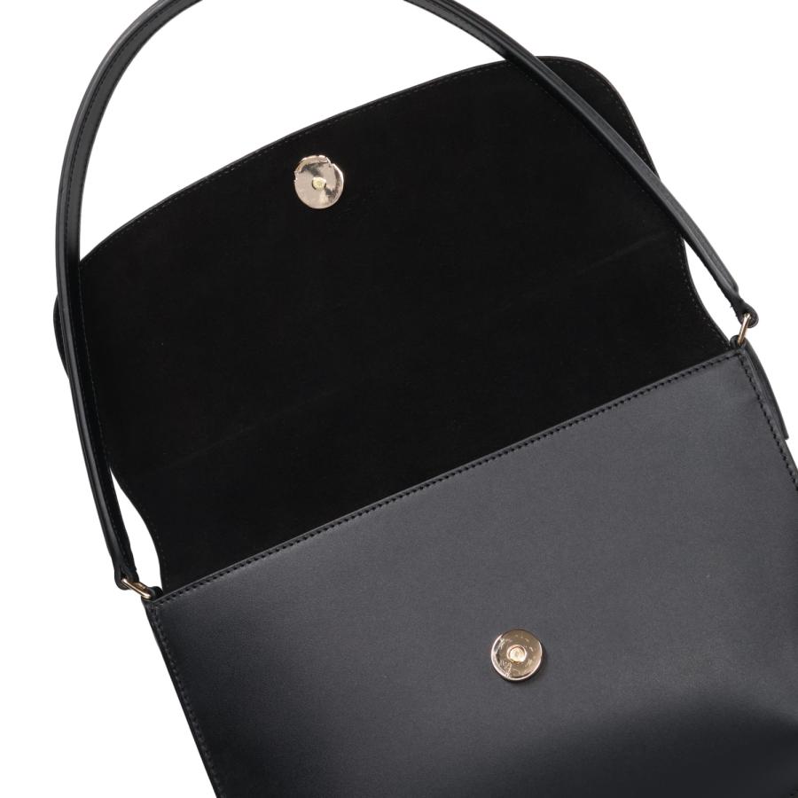 A.P.C. アーペーセー ショルダーバッグ サラ レディース 斜めがけ 軽量 SARAH SHOULDER BAG ブラック 黒 PXAWV F61526の画像