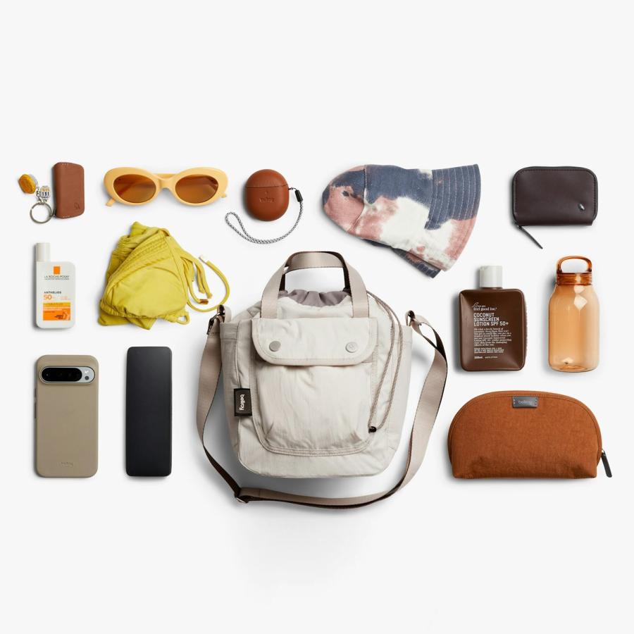 ベルロイ Bellroy バッグ バケットトートショルダーバッグ 9L 耐水 軽量 耐久 斜めがけ Cinch Bucket Bag 9343783026722 | Bellroy | 02