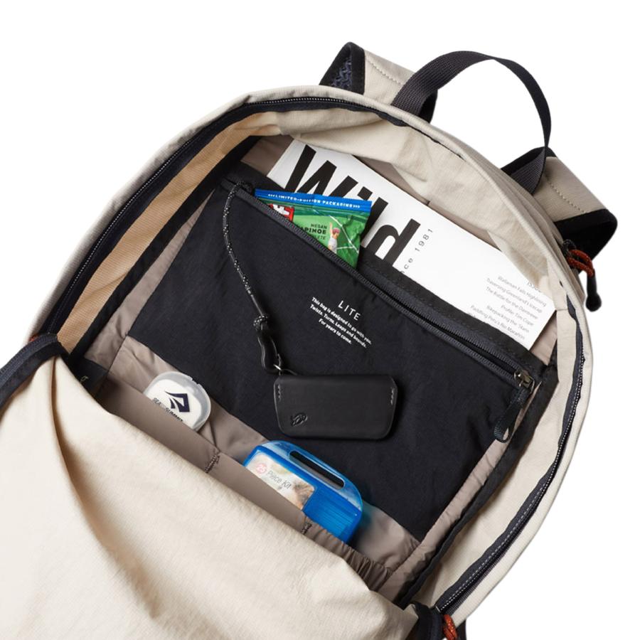 ベルロイ Bellroy リュック バッグ バッグパック ライト デイパック メンズ レディース 20L 耐水 軽量 LITE DAYPACK ブラック ベージュ 黒 | Bellroy | 09