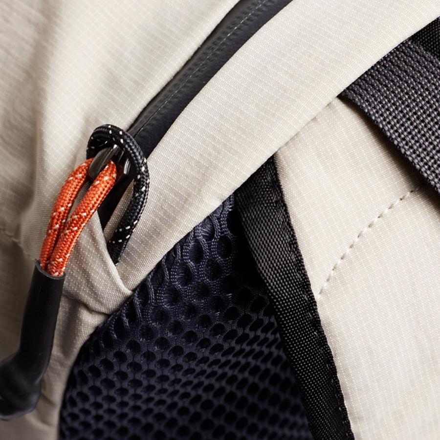 ベルロイ Bellroy リュック バッグ バッグパック ライト デイパック メンズ レディース 20L 耐水 軽量 LITE DAYPACK ブラック ベージュ 黒 | Bellroy | 11