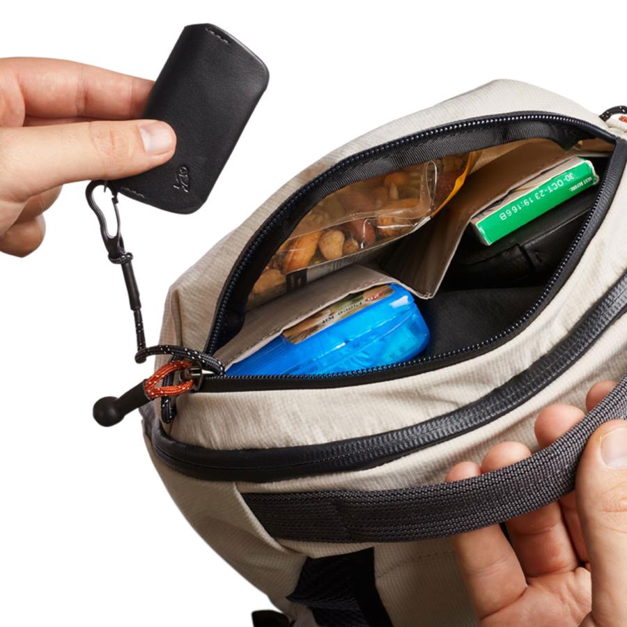 ベルロイ Bellroy リュック バッグ バッグパック ライト レディ パック メンズ レディース 大容量 耐水 軽量 LITE READY PACK ブラック ベージュ 黒 | Bellroy | 09