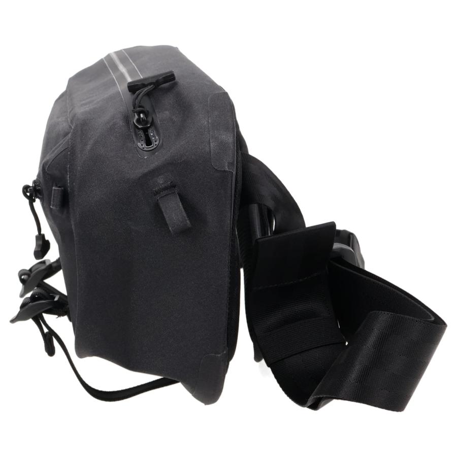 【美品】Chromeクローム　カデット ウォータープルーフ　8リットル バッグ クローム CHROME バッグ ボディバッグ カデット ウォーター プルーフ