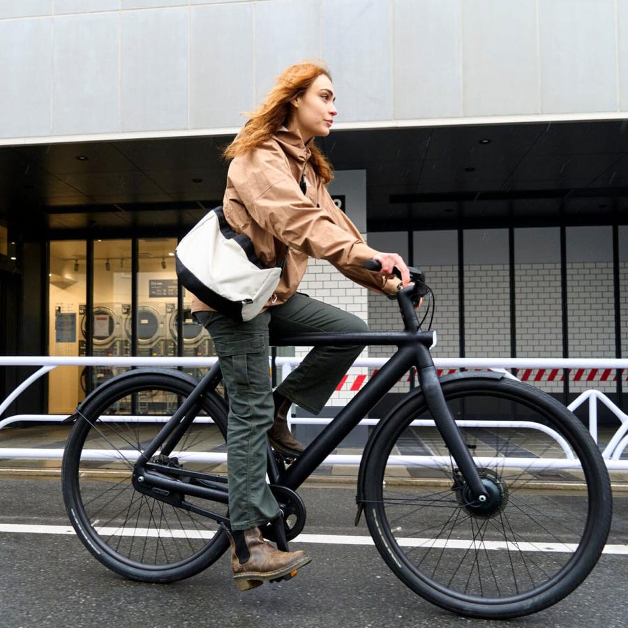 クローム CHROME ショルダーバッグ メッセンジャー メンズ レディース 9L 耐水 MESSENGER SM ブラック ホワイト グリーン 黒 白 JP198
