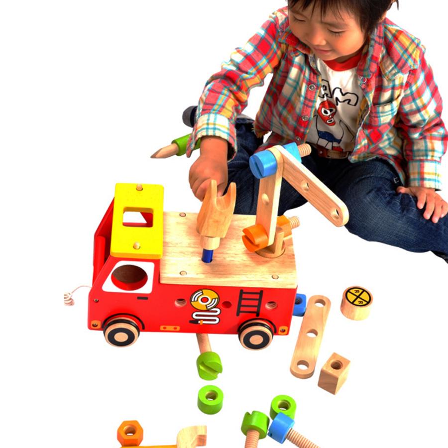 激安通販のセール アイムトイ ImTOY 型はめ パズル プルトイ アクティブ消防車 男の子 女の子 2歳から 知育玩具 おもちゃ 木のおもちゃ IM-27050