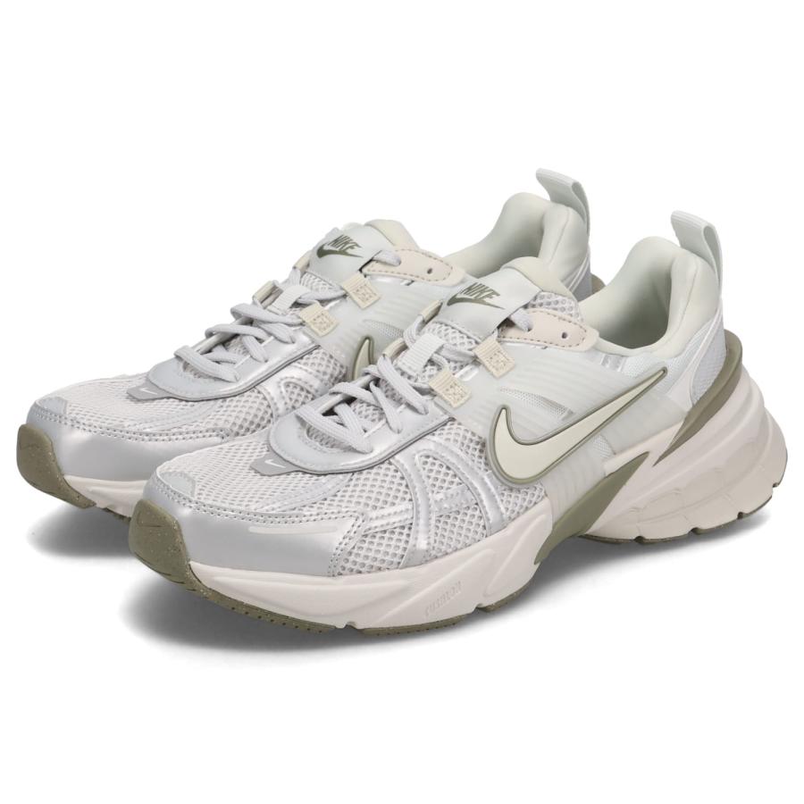 NIKE ナイキ V2K ラン スニーカー メンズ W RUN シルバー FD0736 NIKE ナイキ V2K ラン スニーカー メンズ W RUN シルバー FD0736